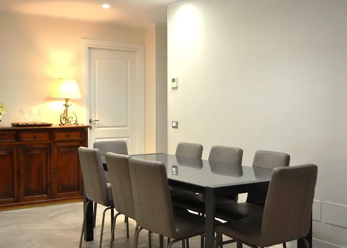 Trastevere Boulevard * ローマ